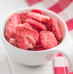 Freeze-Dried Strawberry - Trusted Iranian Dried Fruits Wholesale Supplier Mehrvan Fruits